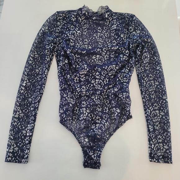 Victoria's Secret Navy Blue Lace and Silver Metalic Bodysuit Size Xs New - Picture 10 of 16